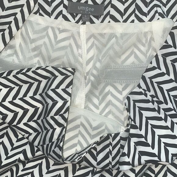 NWOT! Umgee Chevron Wide Leg Pants! - Picture 11 of 11